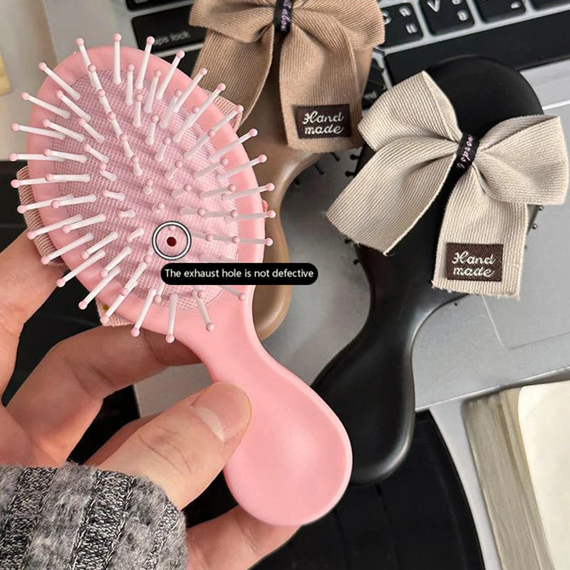 Cute Bowknot Airbag  Hair Brush - Stylish Expression